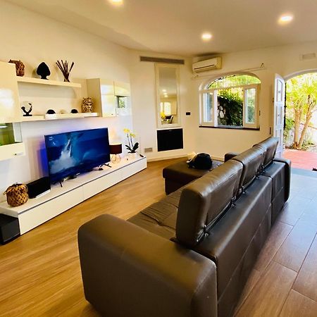 Villa Seaview ซอร์เรนโต ภายนอก รูปภาพ