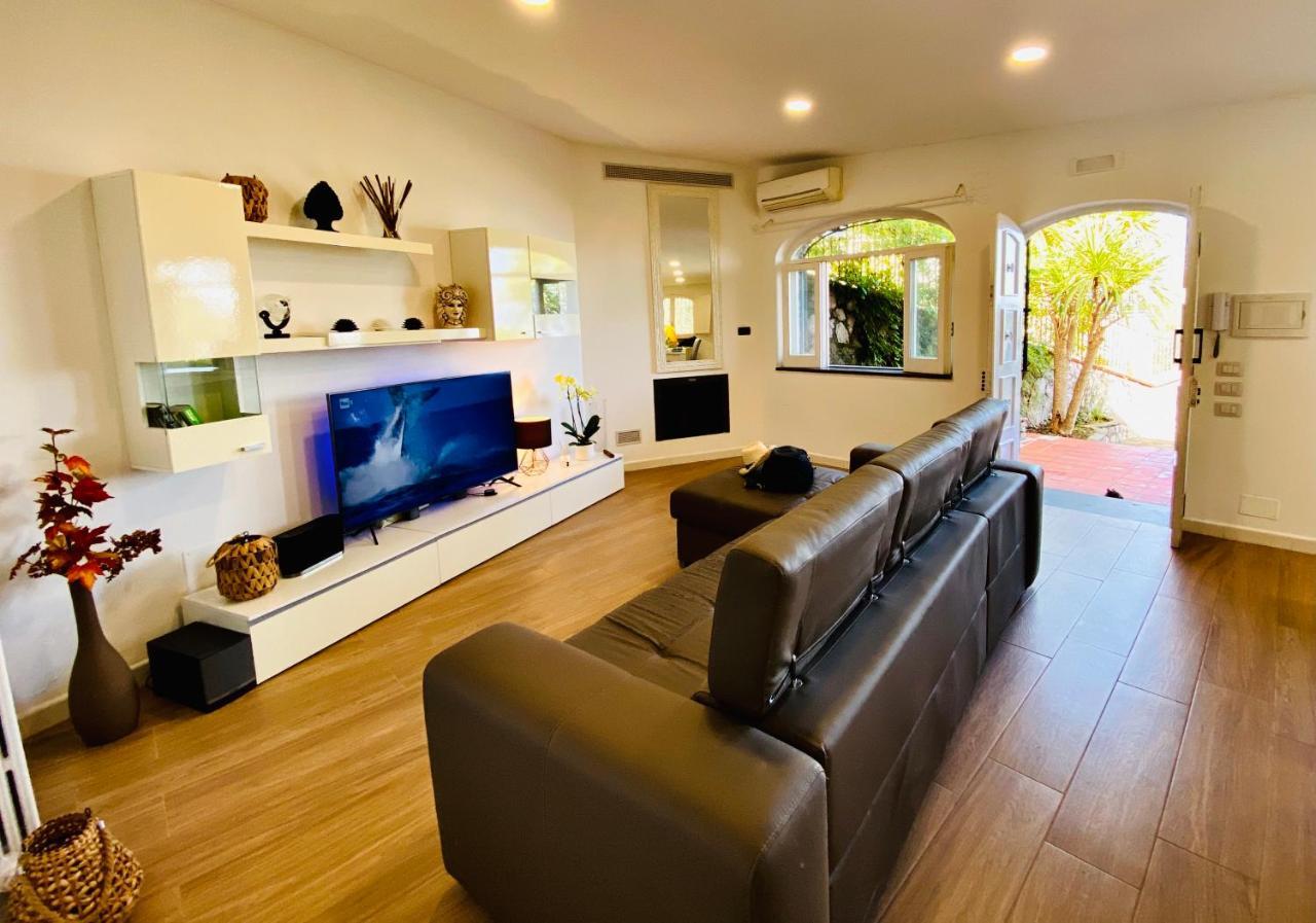 Villa Seaview ซอร์เรนโต ภายนอก รูปภาพ